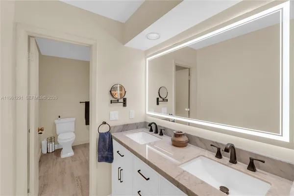 $929,000 | 11611 Southwest 106th Terrace, Miami, FL 33176