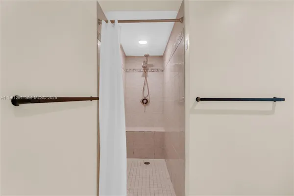 $929,000 | 11611 Southwest 106th Terrace, Miami, FL 33176