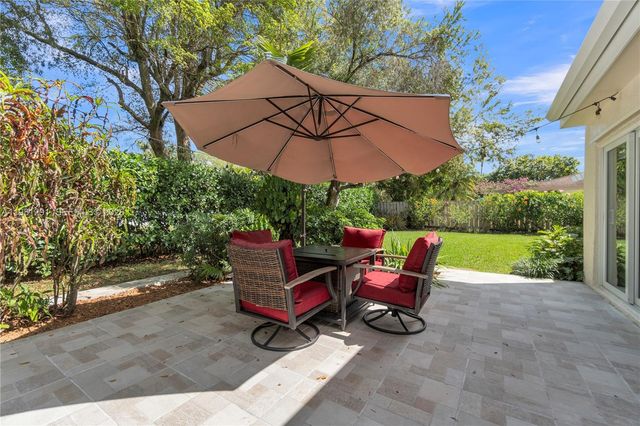 $929,000 | 11611 Southwest 106th Terrace, Miami, FL 33176