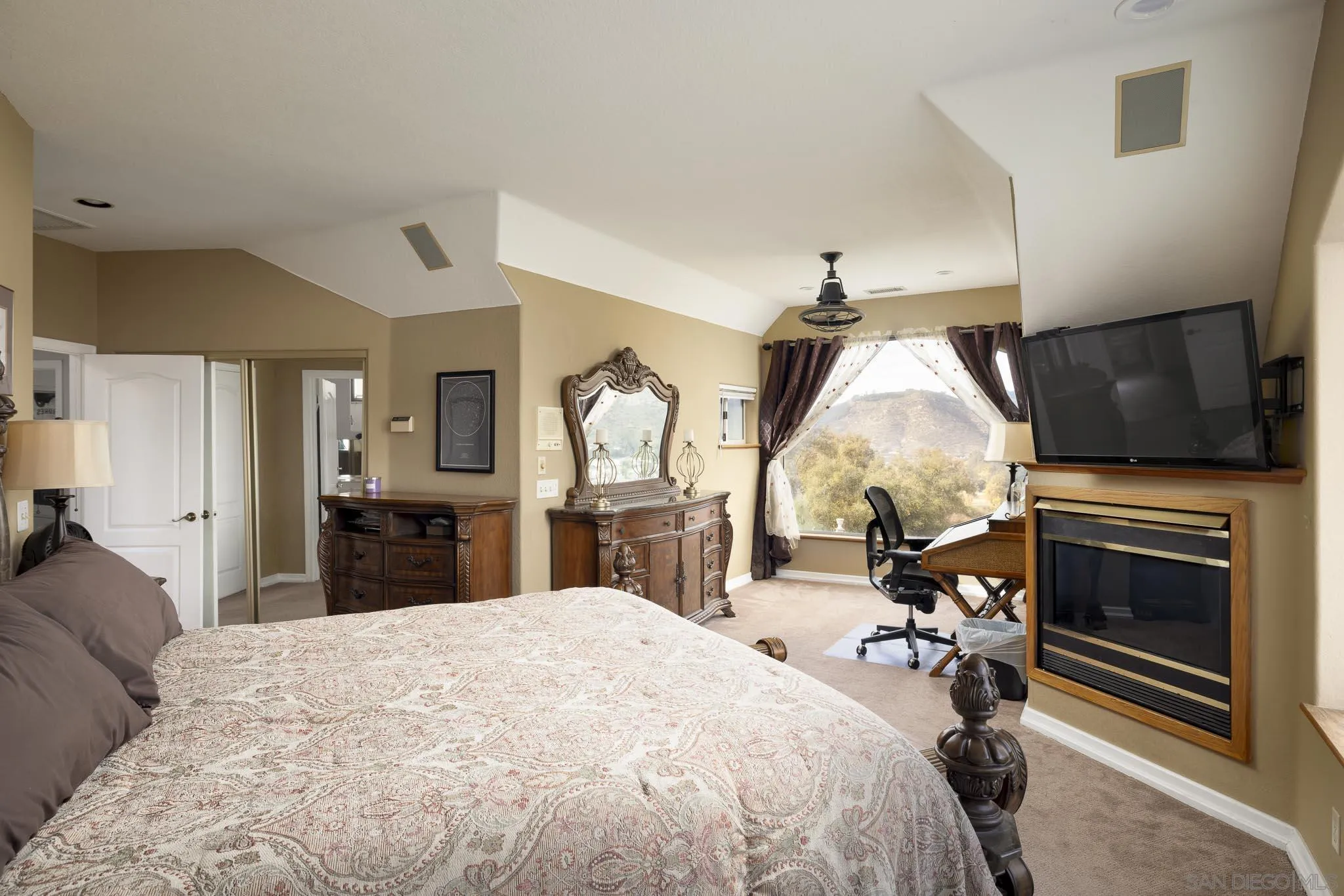 29531 Gordon Hill Road Valley Center, CA 92082 - Photo 23 of 43 Gallery Image 23