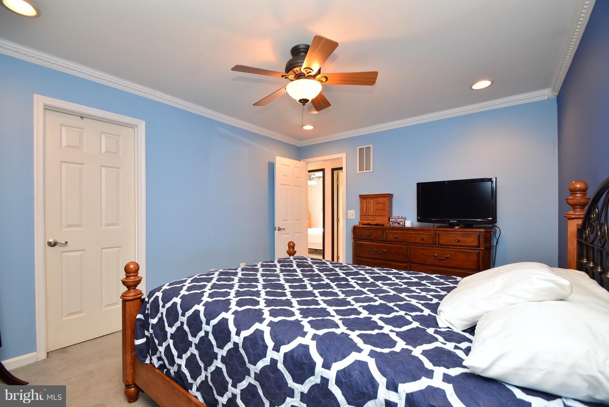 16 MacIntosh Court Baltimore, MD 21220 - Photo 19 of 30 Bedroom