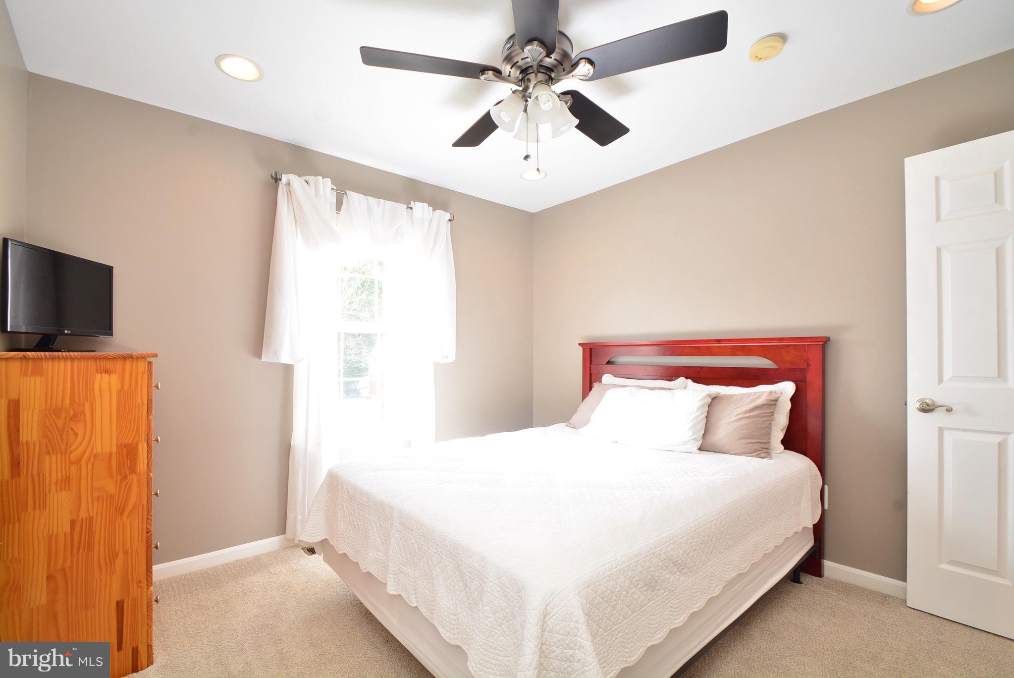 16 MacIntosh Court Baltimore, MD 21220 - Photo 24 of 30 Bedroom