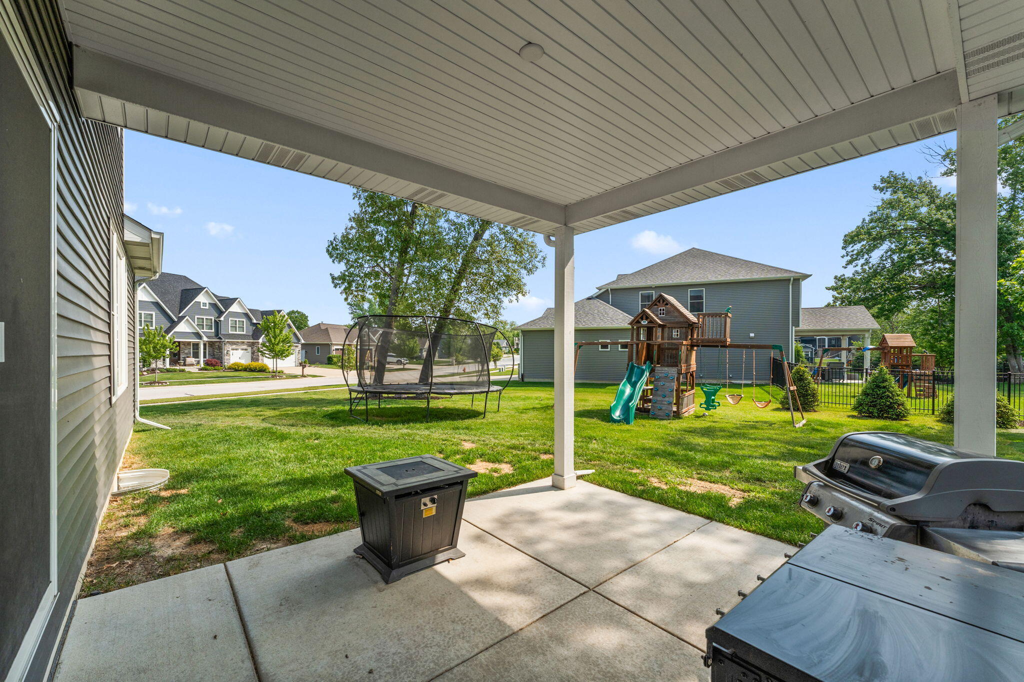 2062 Nolan Avenue Crown Point, IN 46307 - Photo 17 of 36 2048x1365