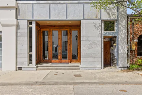 a view of entrance of the house