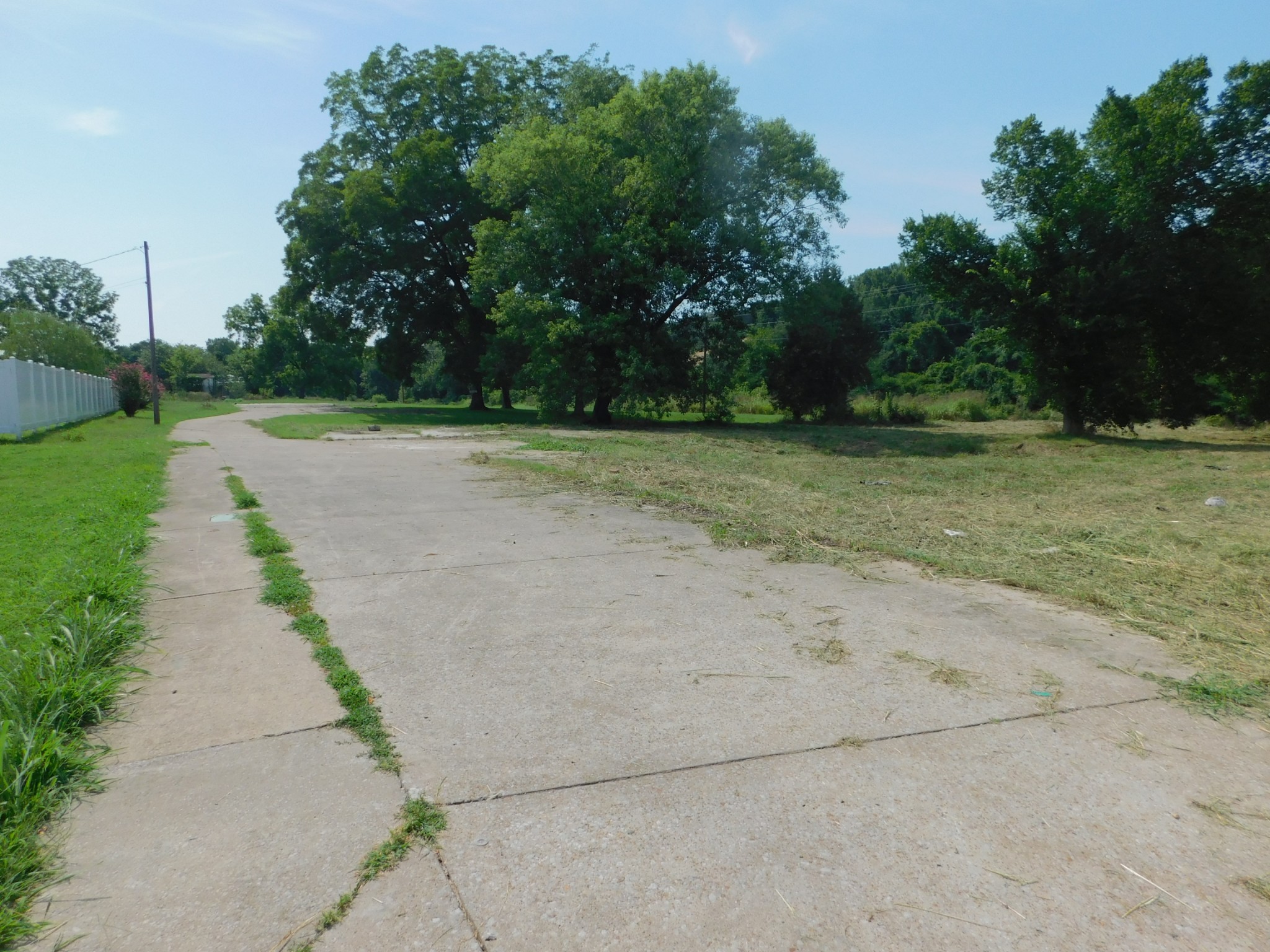 312 North Maple Avenue Waverly, TN 37185 - Photo 4 of 13