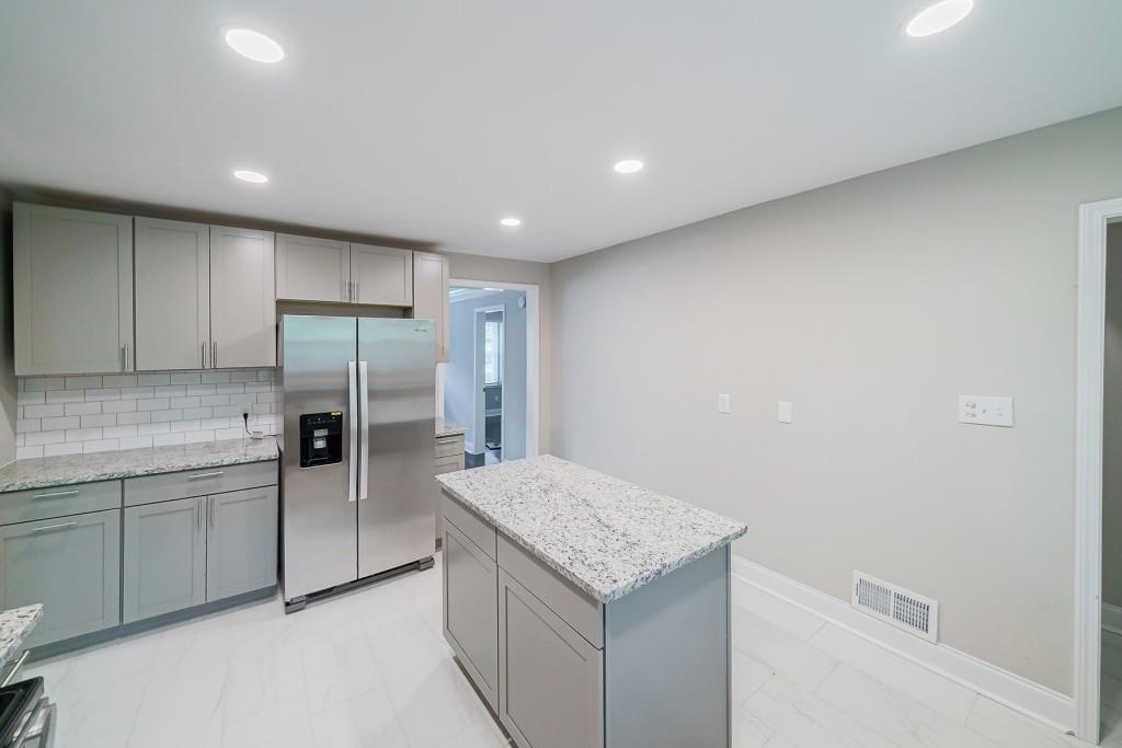 254 Richardson Road Northwest Atlanta, GA 30314 - Photo 12 of 42