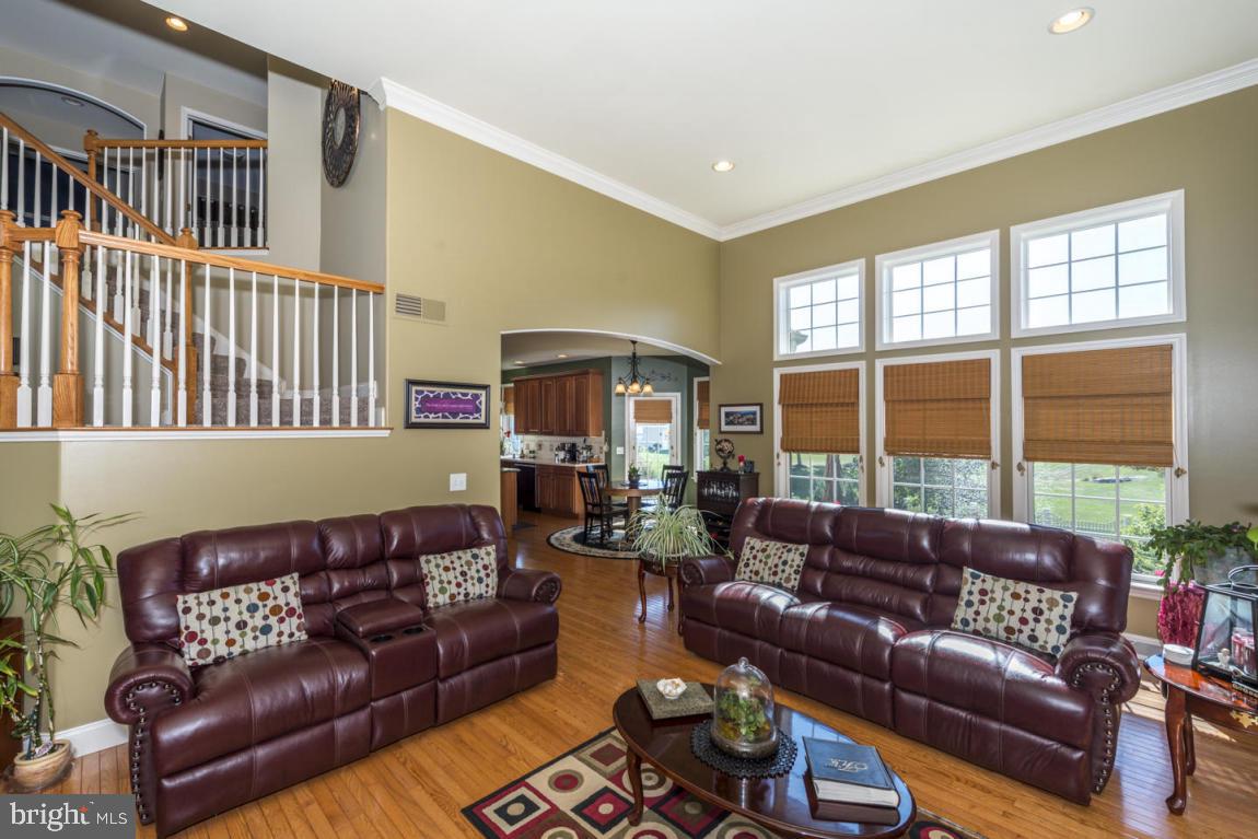 105 Ridgefield Way Lititz, PA 17543 - Photo 10 of 37