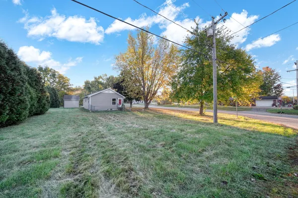 $150,000 | 11004 Wamplers Lake Road, Brooklyn, MI 49230
