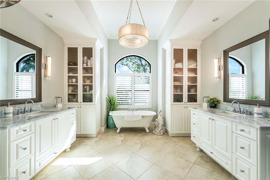 713 Shadow Lake Lane Naples, FL 34108 - Photo 12 of 34