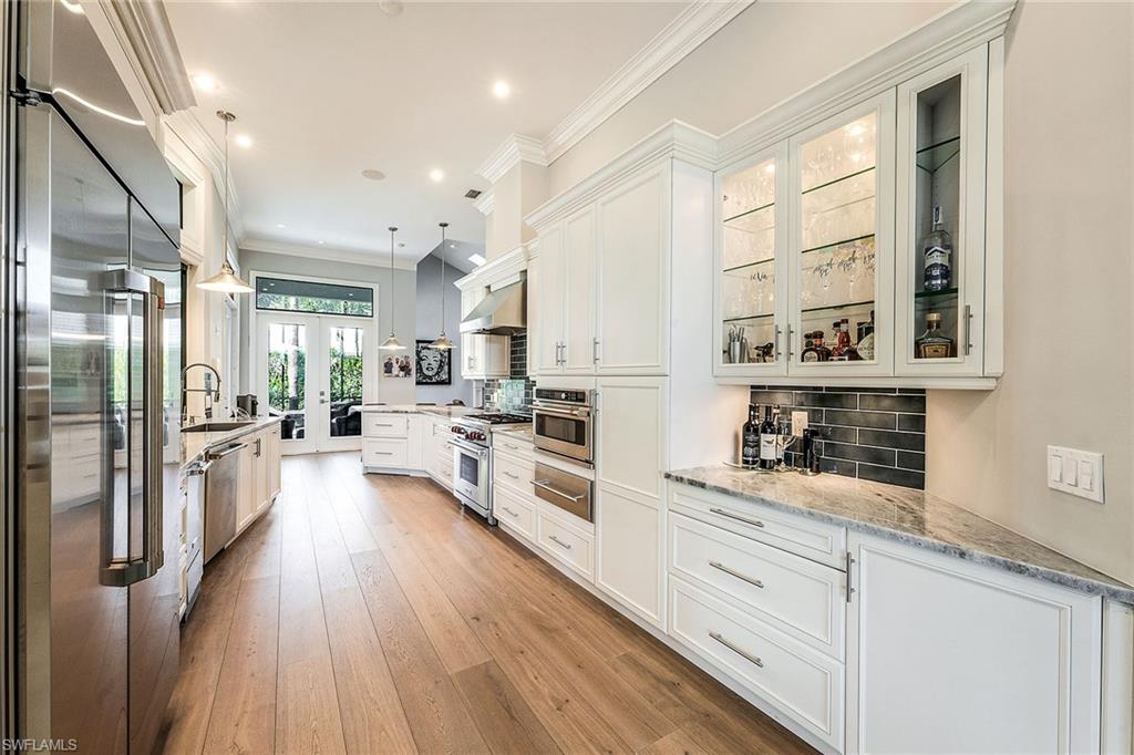 713 Shadow Lake Lane Naples, FL 34108 - Photo 5 of 34