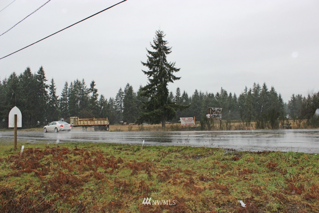 10330 Highway 12 Rochester, WA 98579 - Photo 9 of 11