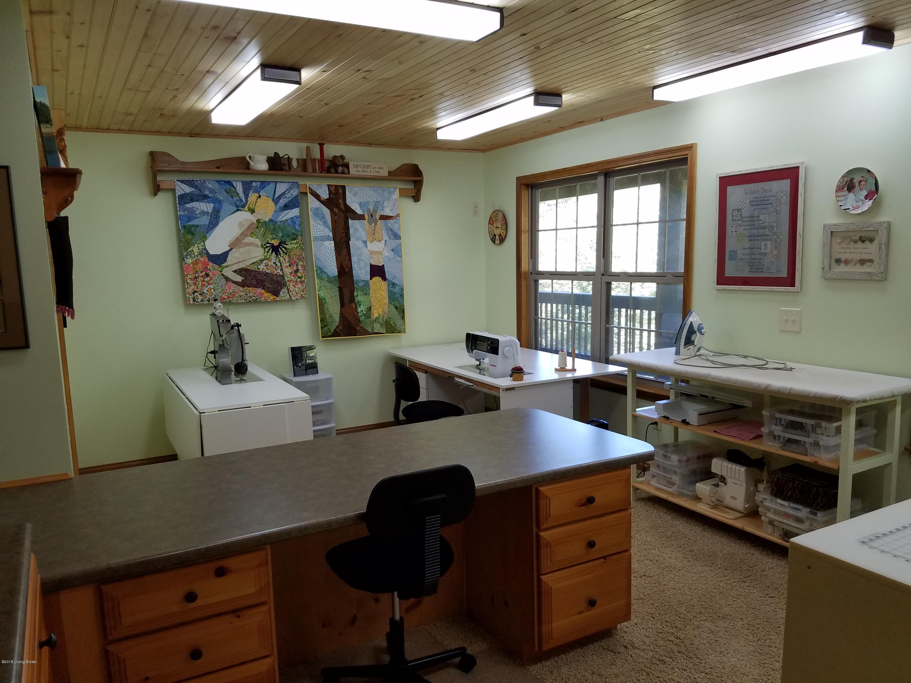 374 Cove Road Falls Of Rough, KY 40119 - Photo 22 of 34 21