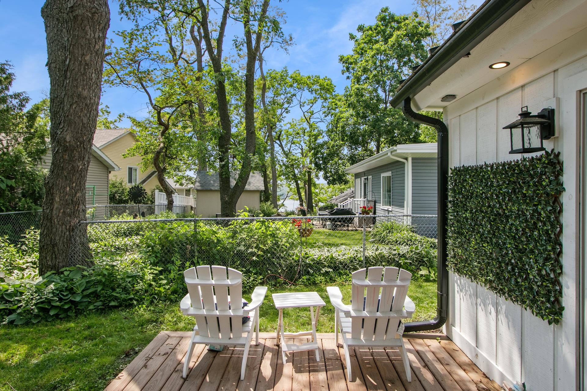 539 Highland Road Williams Bay, WI 53191 - Photo 9 of 38