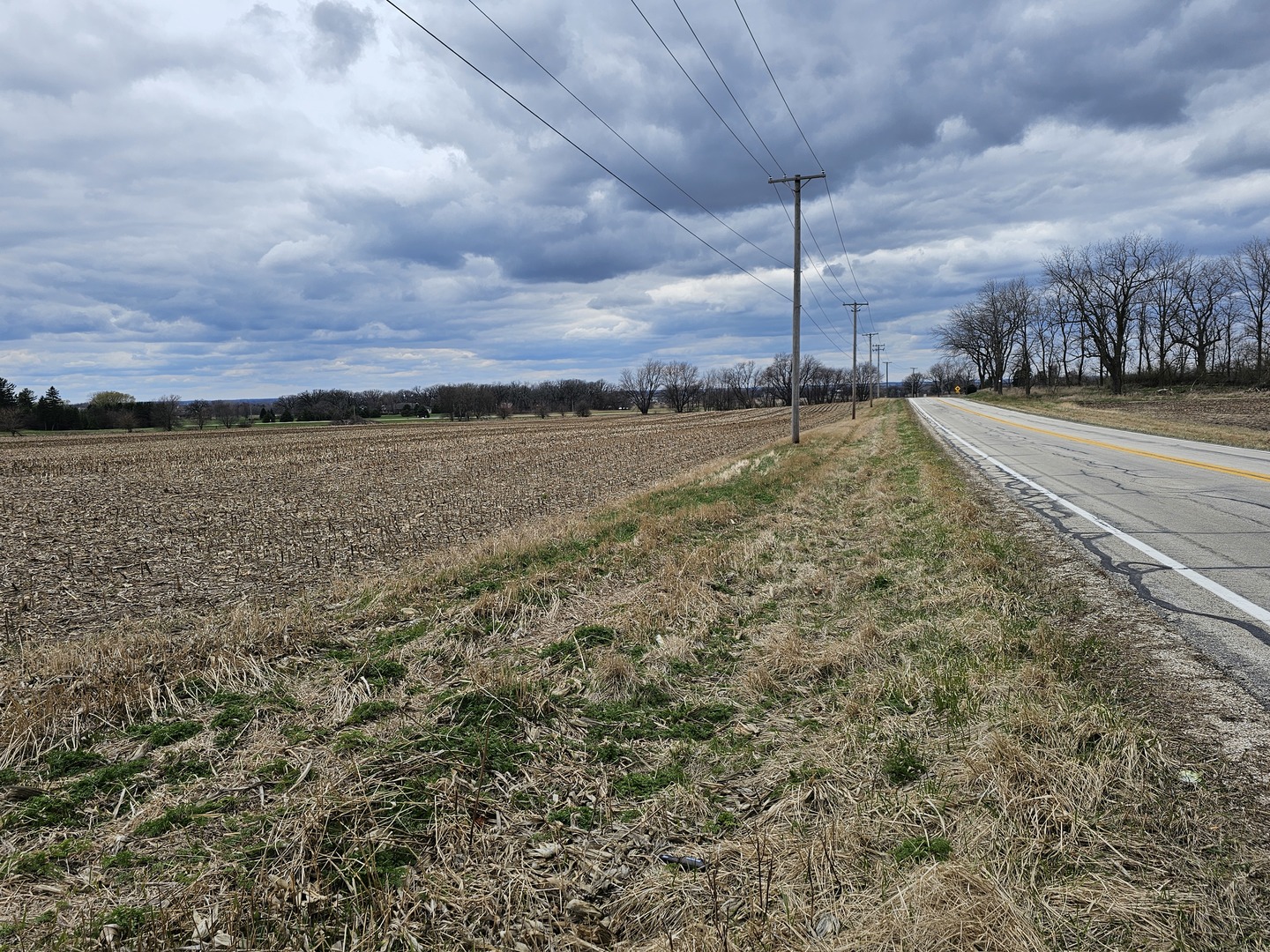 0 Big Timber / Widmayer Sec Road Hampshire, IL 60140 - Photo 6 of 7 a view of a basket ball ground