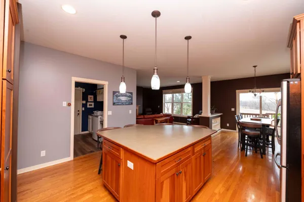$539,777 | 11446 Balsam Way, Woodbury, MN 55129