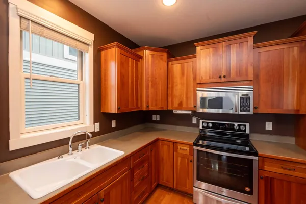 $539,777 | 11446 Balsam Way, Woodbury, MN 55129