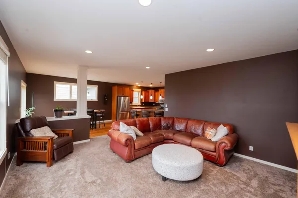 $539,777 | 11446 Balsam Way, Woodbury, MN 55129