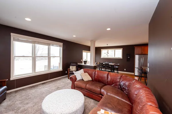 $539,777 | 11446 Balsam Way, Woodbury, MN 55129