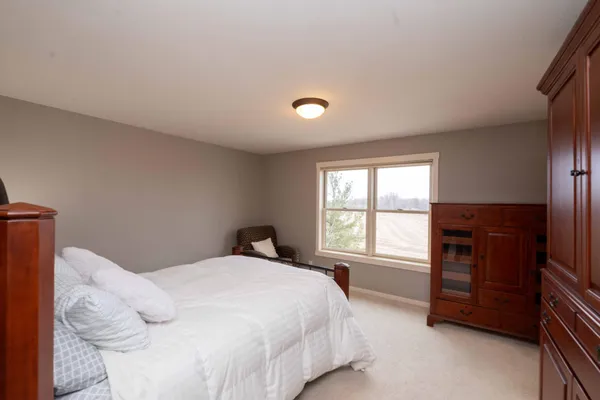 $539,777 | 11446 Balsam Way, Woodbury, MN 55129