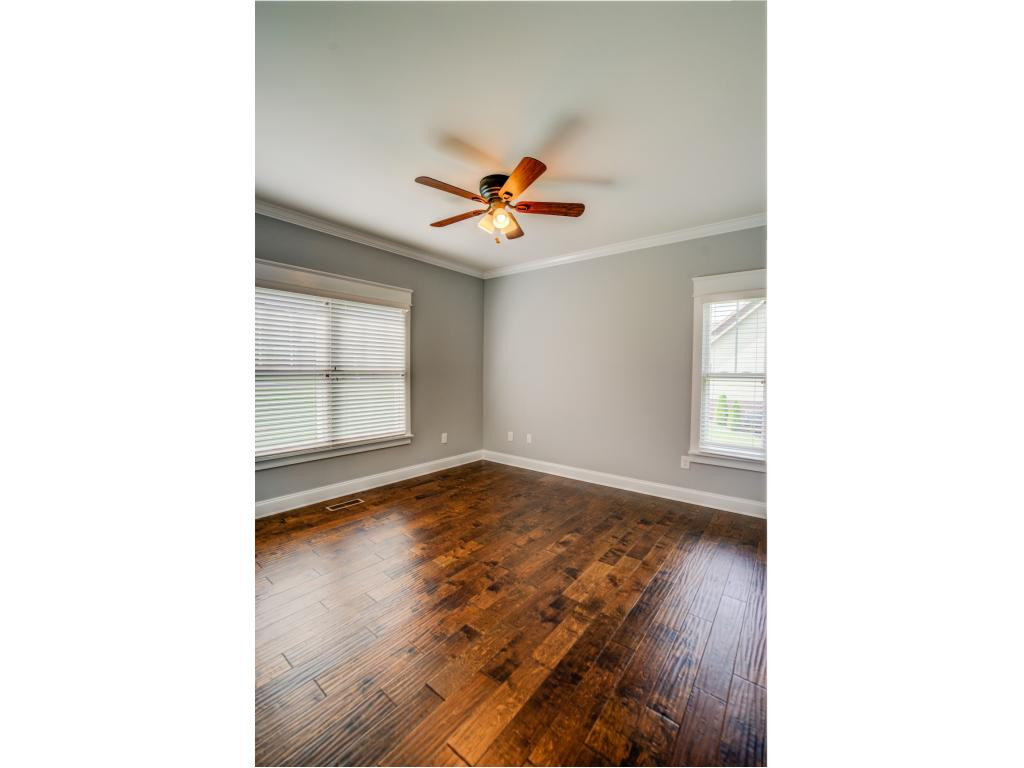 723 Hales Chapel Road Johnson City, TN 37615 - Photo 16 of 36 Photo 16