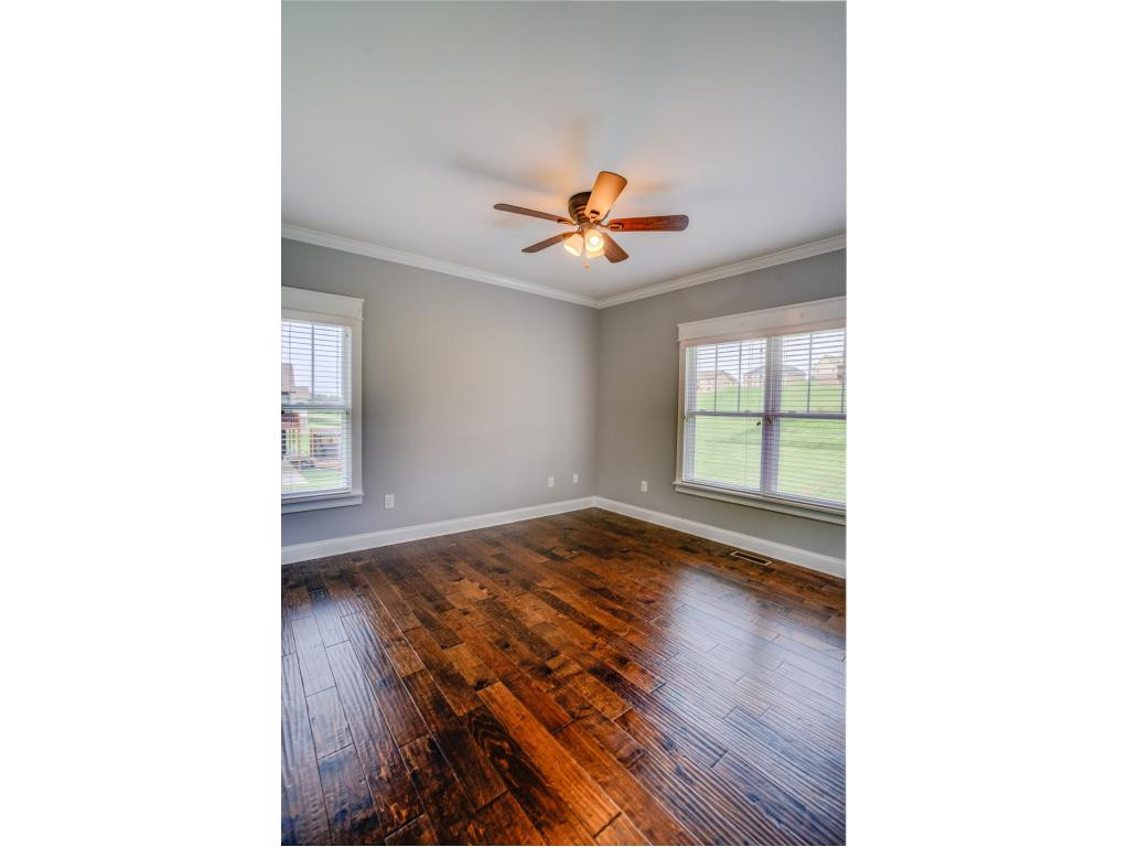 723 Hales Chapel Road Johnson City, TN 37615 - Photo 17 of 36 Photo 17