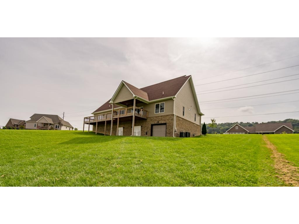 723 Hales Chapel Road Johnson City, TN 37615 - Photo 4 of 36 Photo 4
