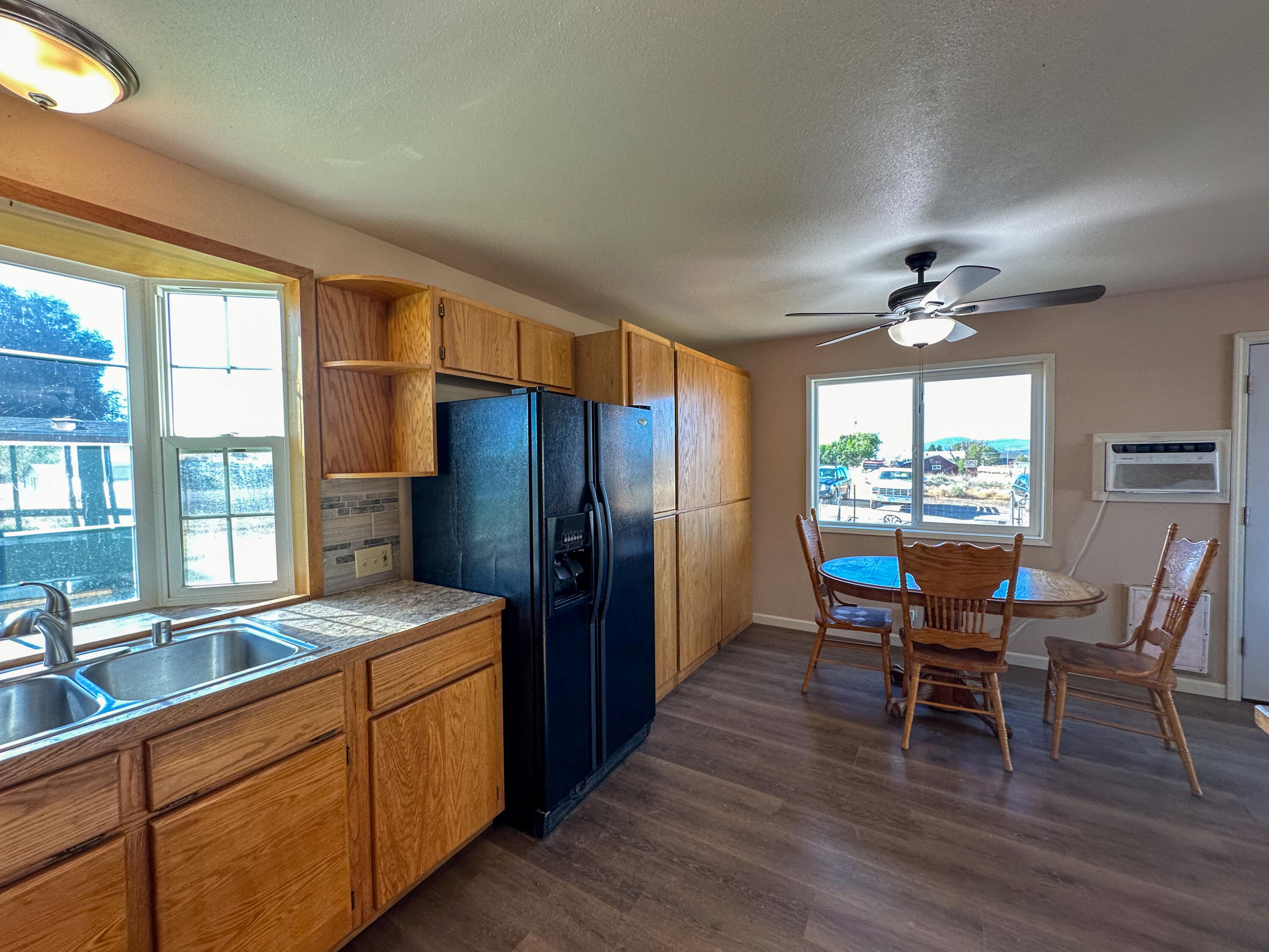 23939 Yellow Jacket Springs Road Beatty, OR 97621 - Photo 8 of 72 Kitchen Dining