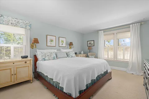 $1,960,000 | 490 College Road, Lake Forest, IL 60045