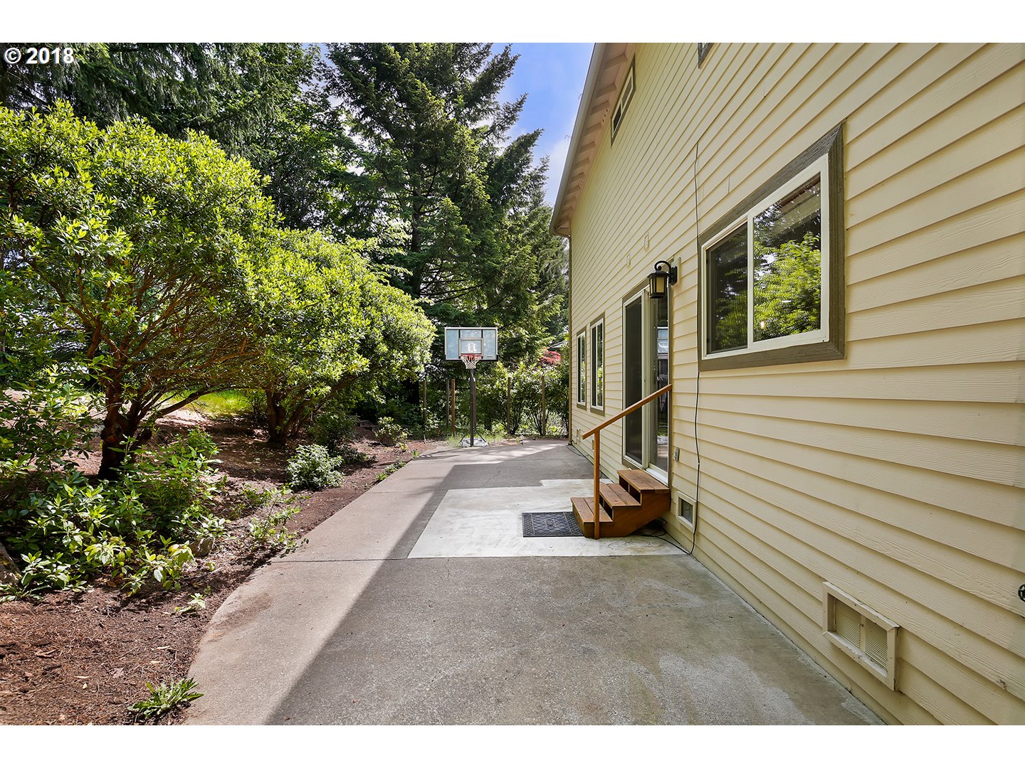 10050 Southwest Shearwater Loop Beaverton, OR 97007 - Photo 29 of 32 Gallery Image 29