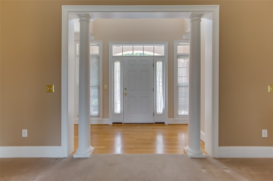 134 Parkside Drive Anderson, SC 29621 - Photo 4 of 36