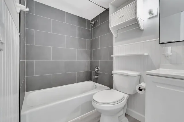 $1,700 | 1251 Northwest 13th Street, Unit 433, Boca Raton, FL 33486