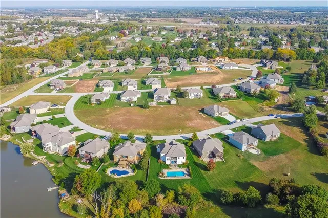 $1,170,000 | 0 Knight Road, Basehor, KS 66007