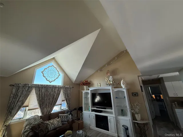 $1,040,000 | 109 Elliot Street, Merrick, NY 11566