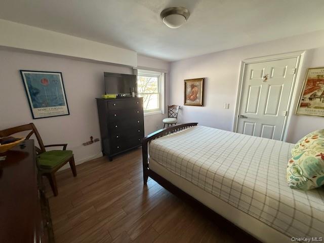 109 Elliot Street Merrick, NY 11566 - Photo 6 of 25