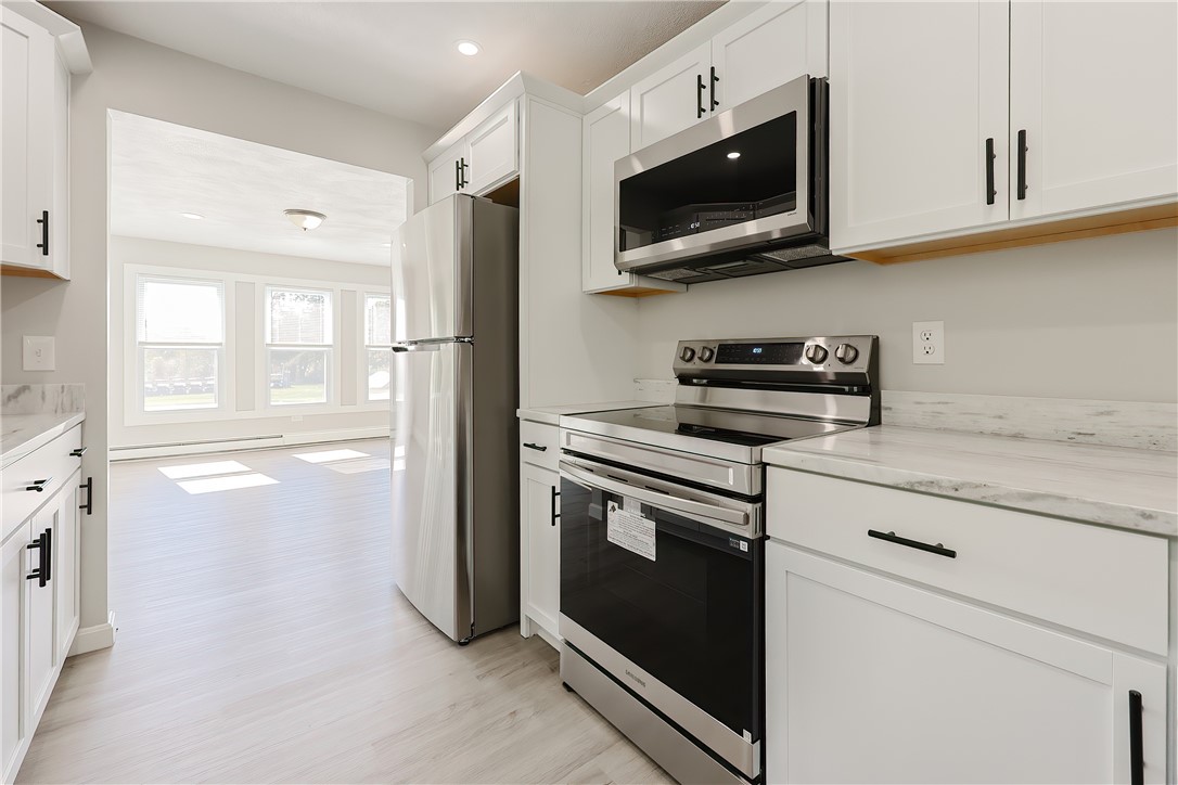 312 Wakefield Street West Warwick, RI 02893 - Photo 12 of 38