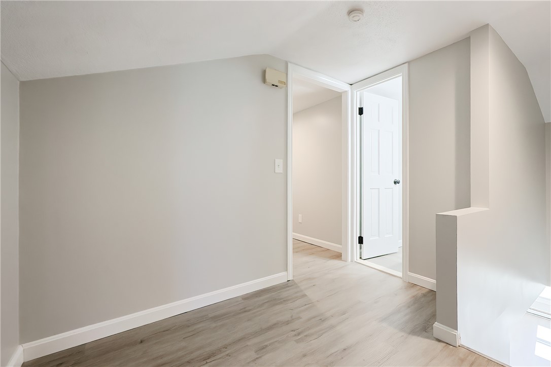 312 Wakefield Street West Warwick, RI 02893 - Photo 18 of 38