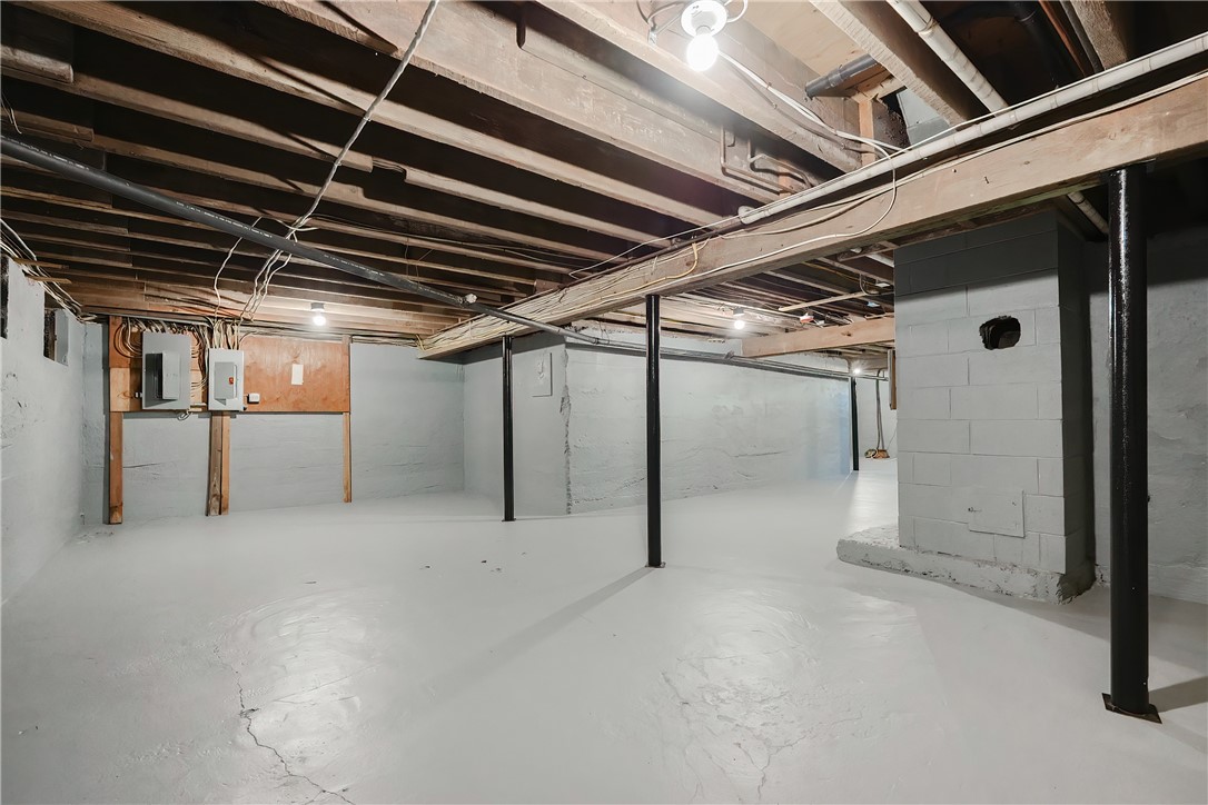 312 Wakefield Street West Warwick, RI 02893 - Photo 22 of 38