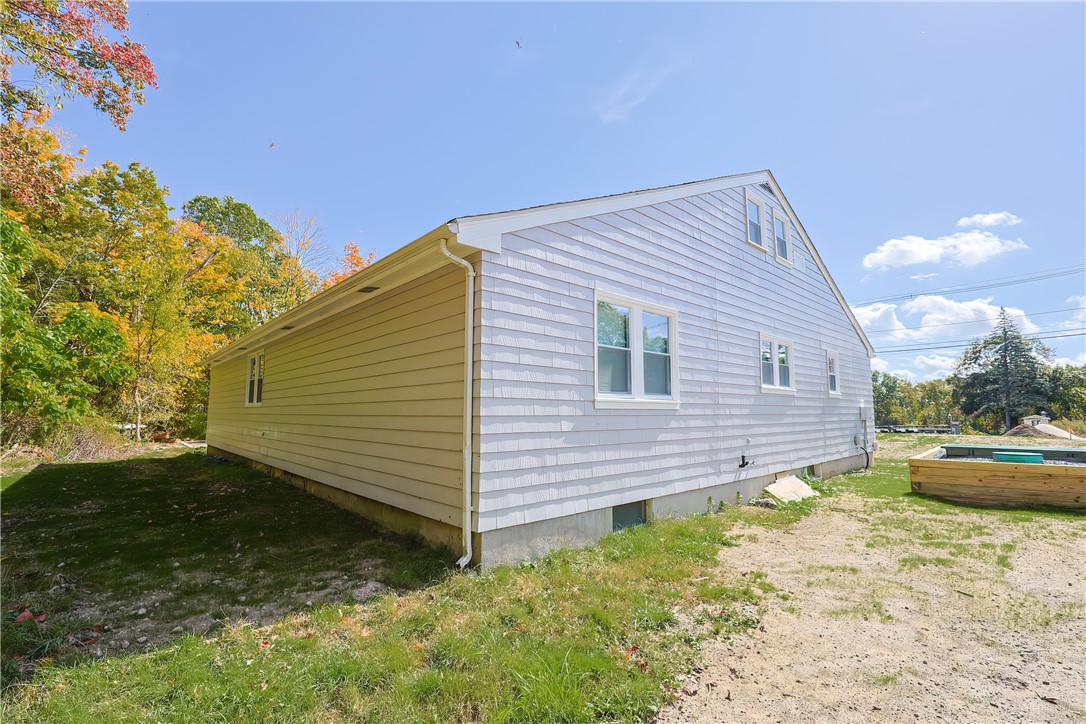 312 Wakefield Street West Warwick, RI 02893 - Photo 29 of 38