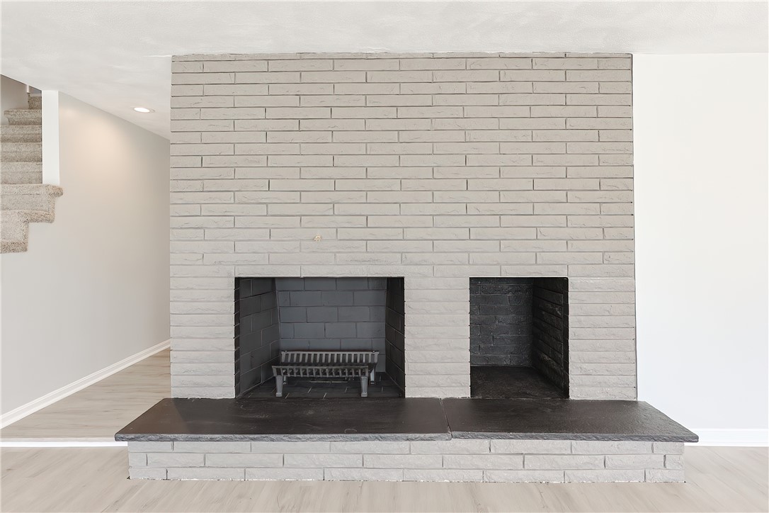 312 Wakefield Street West Warwick, RI 02893 - Photo 5 of 38