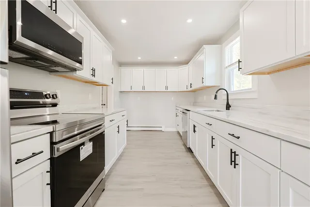 $550,000 | 312 Wakefield Street, West Warwick, RI 02893