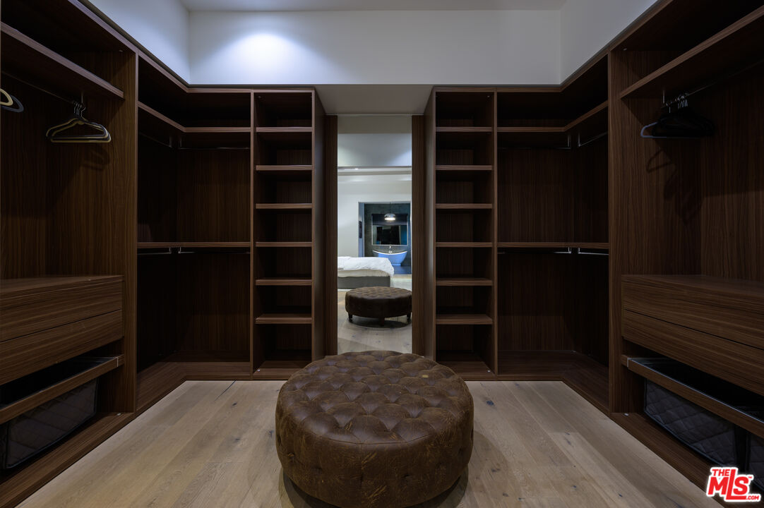 6660 Colgate Avenue Los Angeles, CA 90048 - Photo 19 of 32 Gallery Image 19
