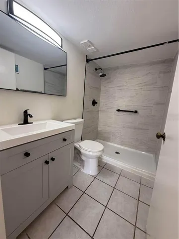 $1,500 | 3166 Lake Pine Way South, Unit D1, Tarpon Springs, FL 34688