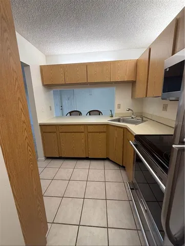 $1,500 | 3166 Lake Pine Way South, Unit D1, Tarpon Springs, FL 34688