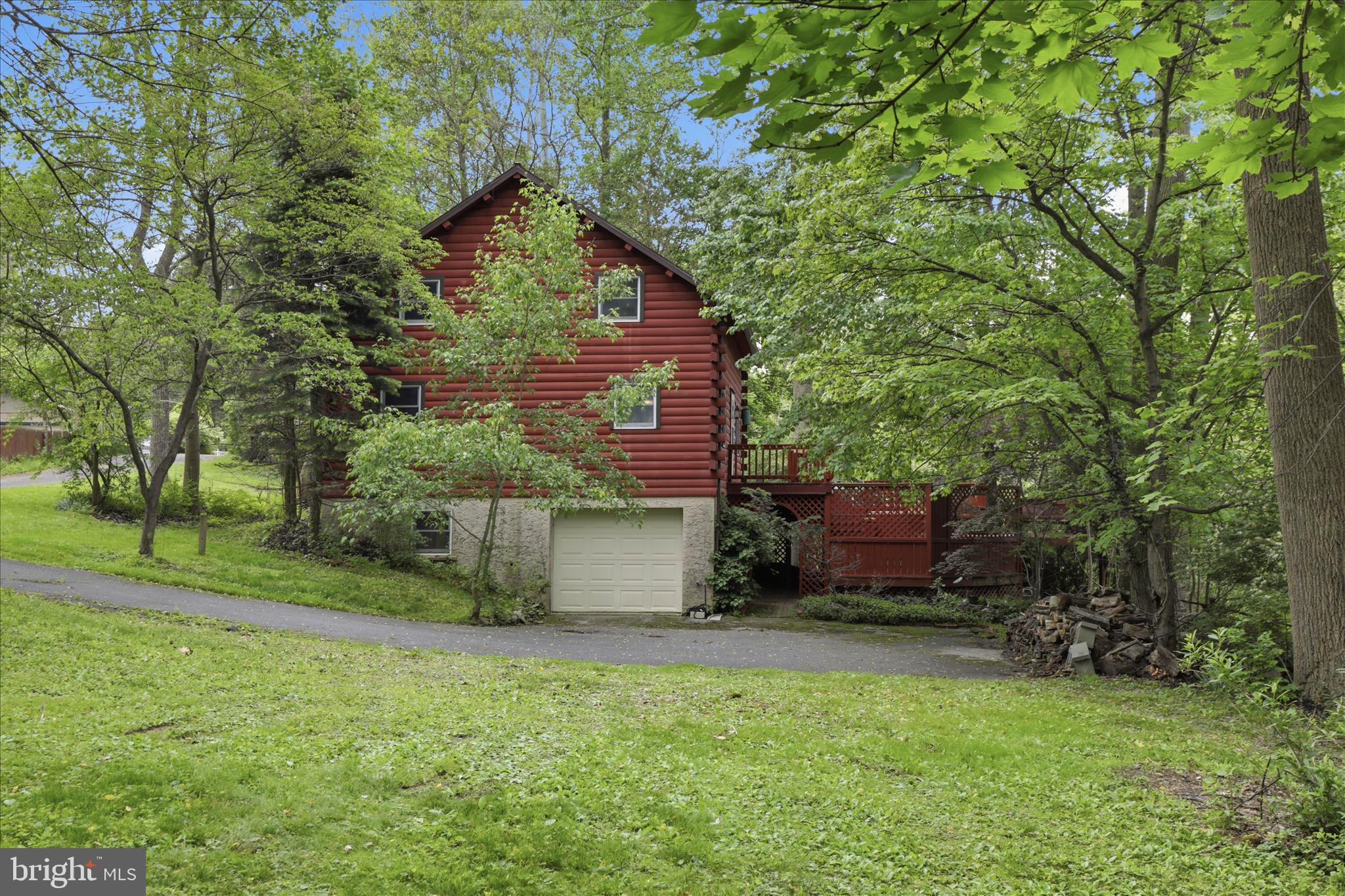 20 Star Lite Drive Lititz, PA 17543 - Photo 44 of 59 a backyard of a house with lots of green space