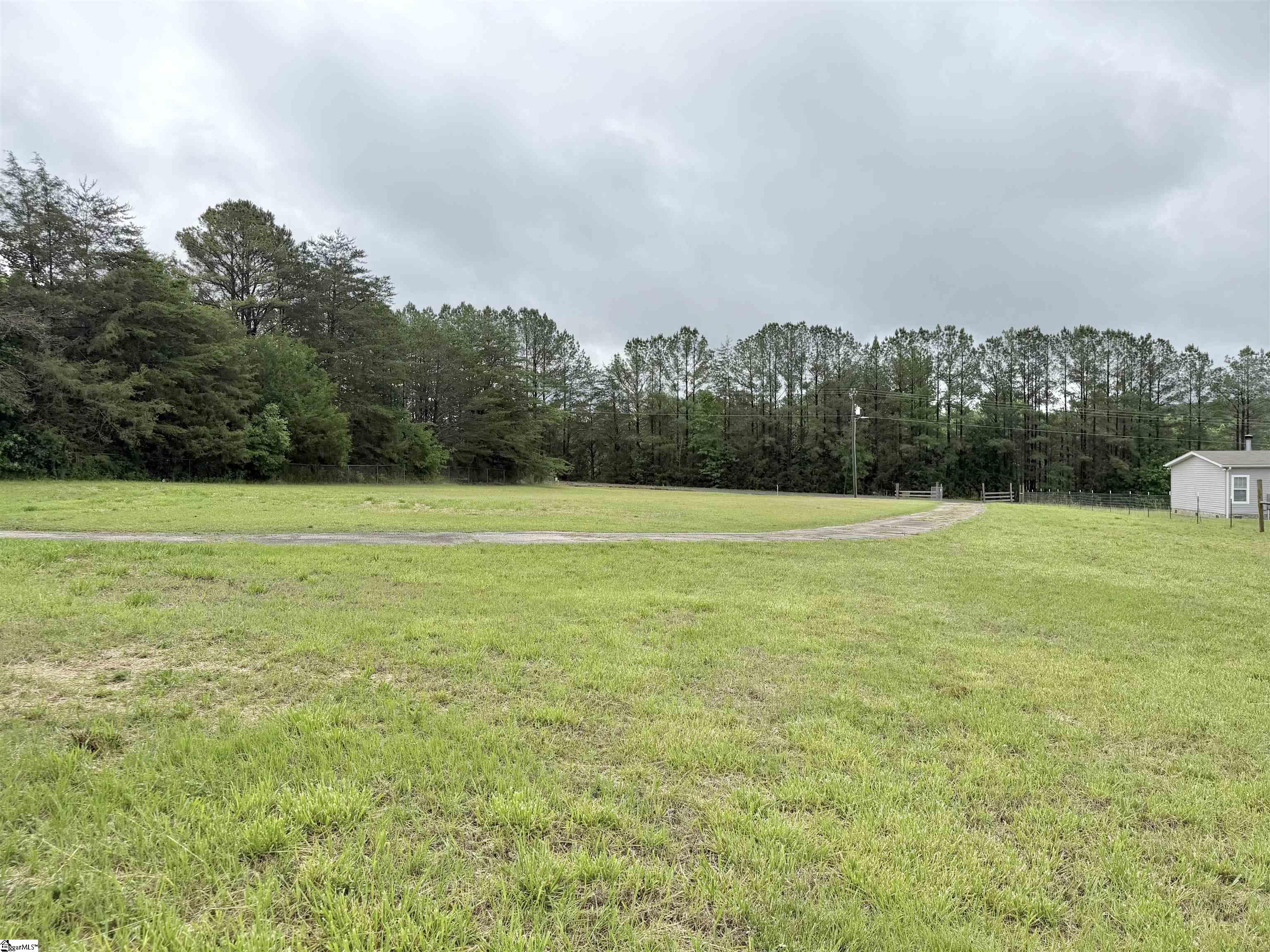 588 State Rd S-30-255 Gray Court, SC 29645 - Photo 28 of 30