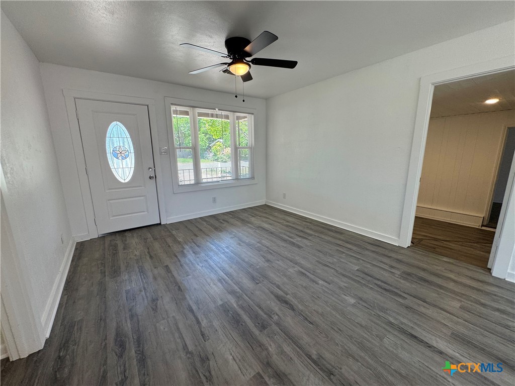 1009 South 3rd Street Copperas Cove, TX 76522 - Photo 6 of 48