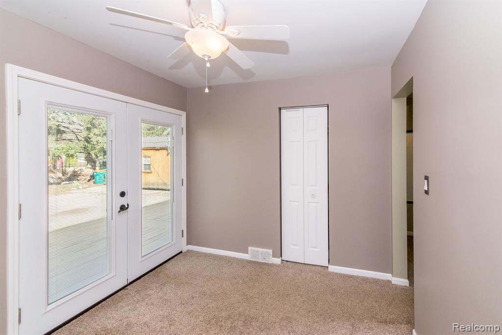11064 Quirk Road Belleville, MI 48111 - Photo 20 of 49