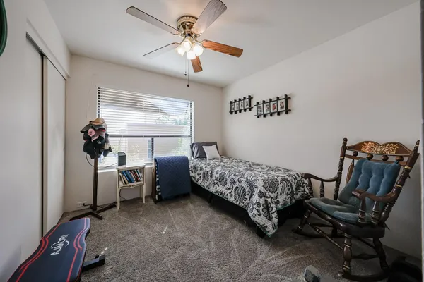 $1,695 | 10410 North 7th Place, Unit 2, Phoenix, AZ 85020