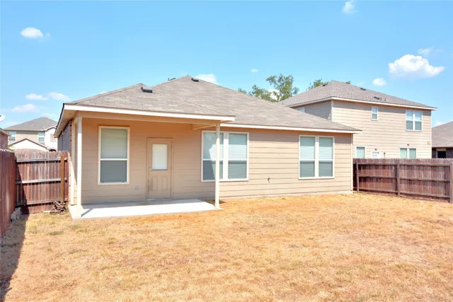 $1,900 | 113 Thrasher Cove, Leander, TX 78641