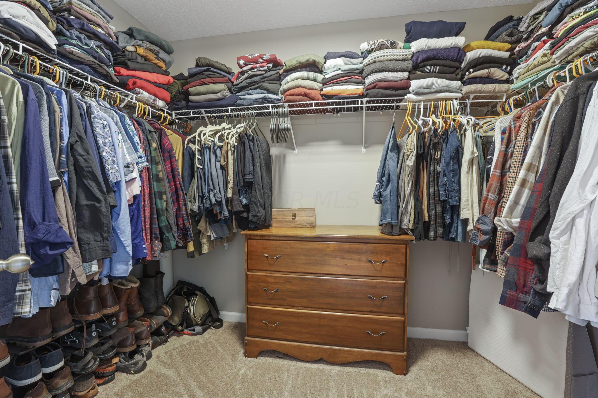 6010 Bears Run Road Columbus, OH 43232 - Photo 19 of 37 UL Walk in Closet